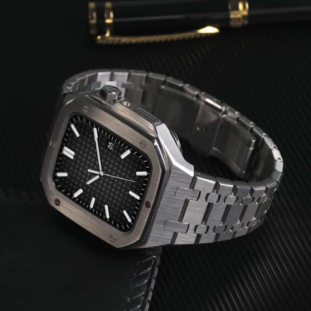 AP Style Luxury Stainless Steel Case with Metal Belt (44-45MM) - Silver