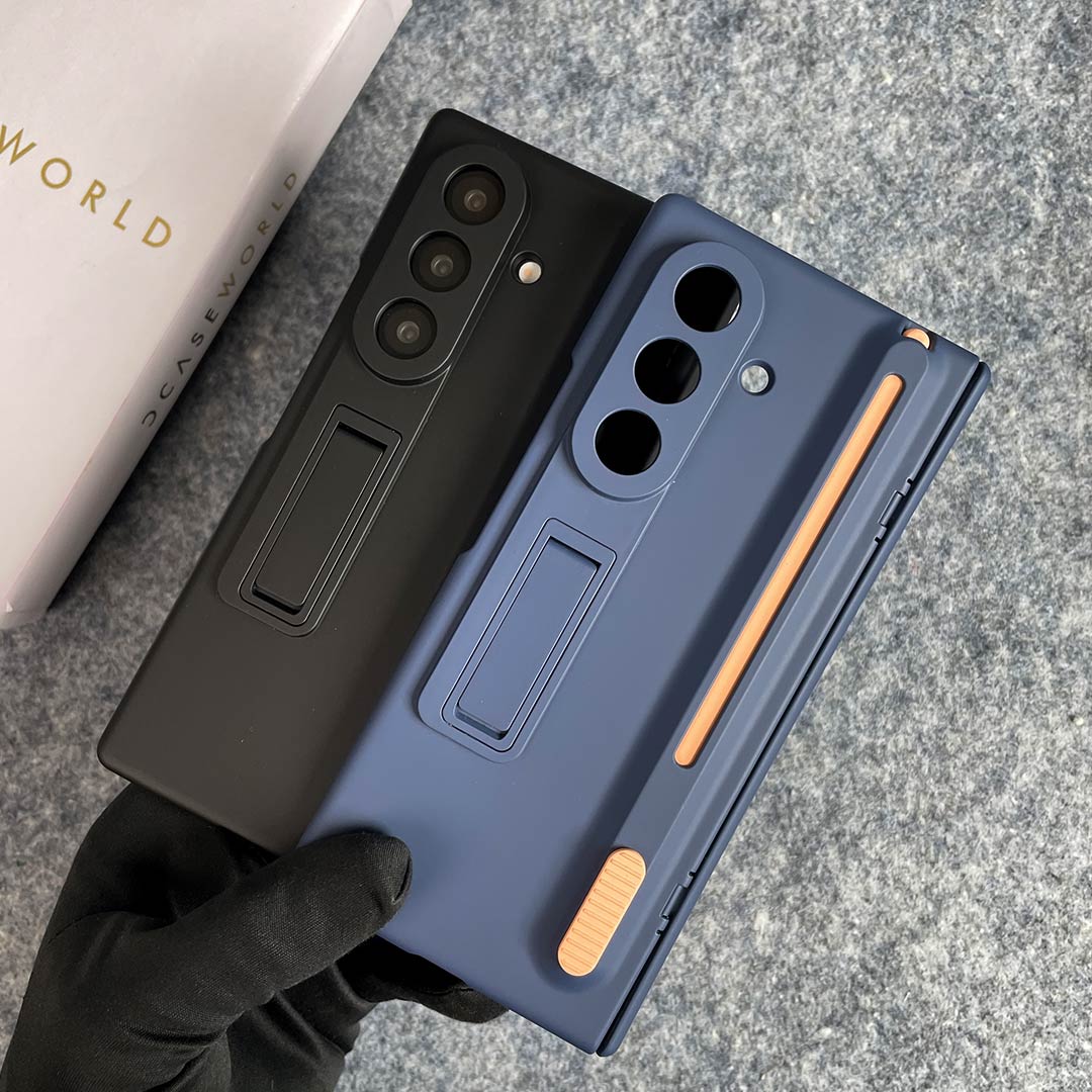 Z Fold 7 Ultra Matte Case with Kickstand & S Pen – Microfiber Lined