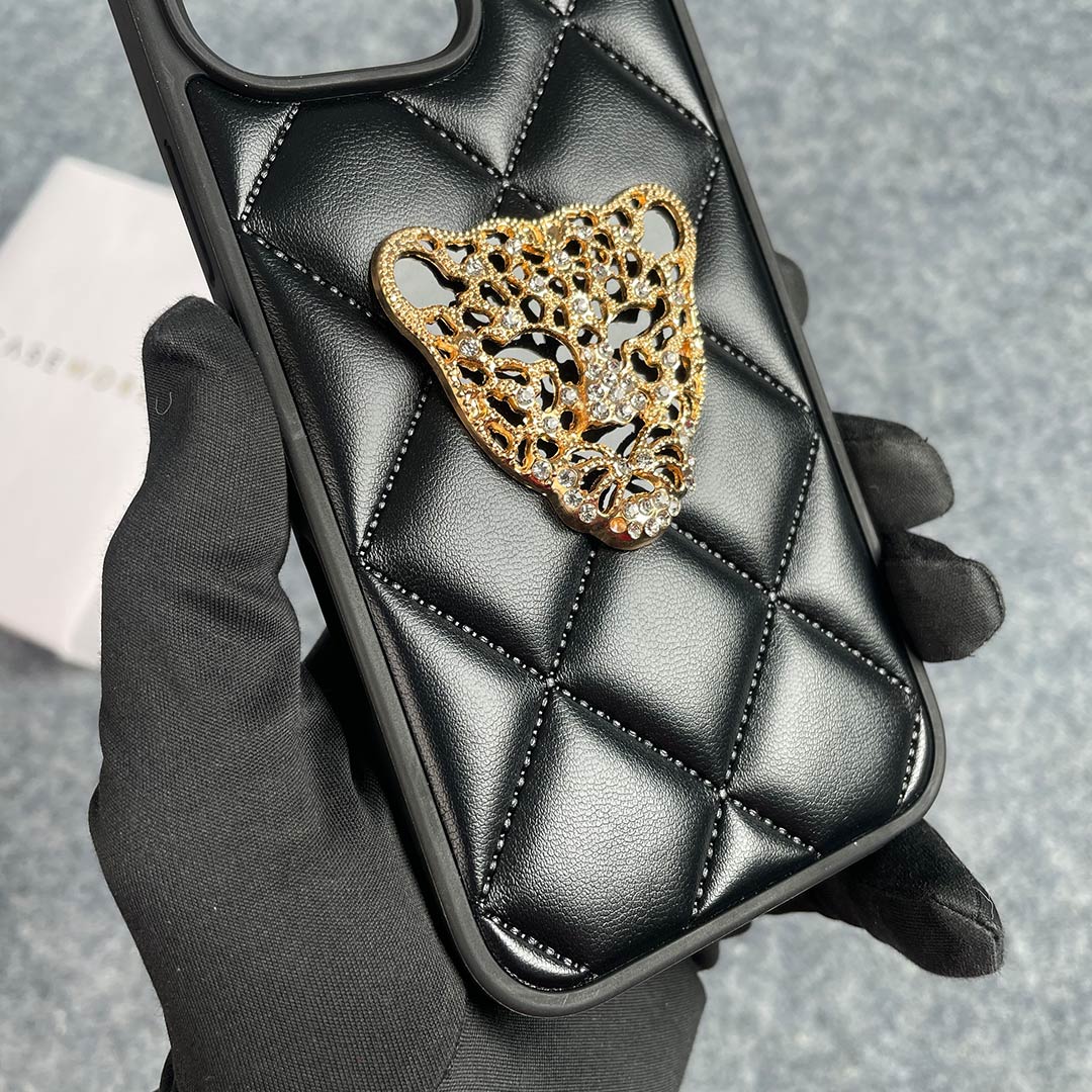 GrandeTiger – Quilted Leather Royal Case