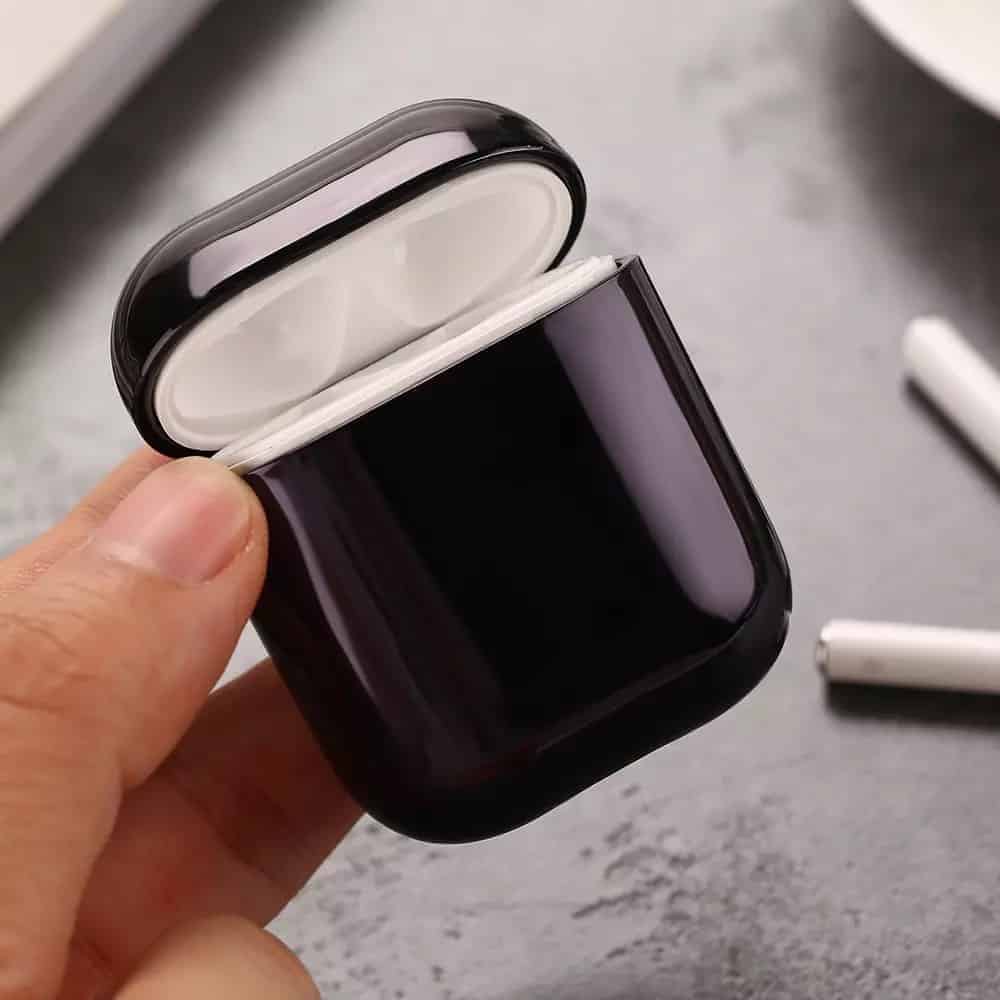 AirPods Case Metallic Shine Finish - Glossy Black