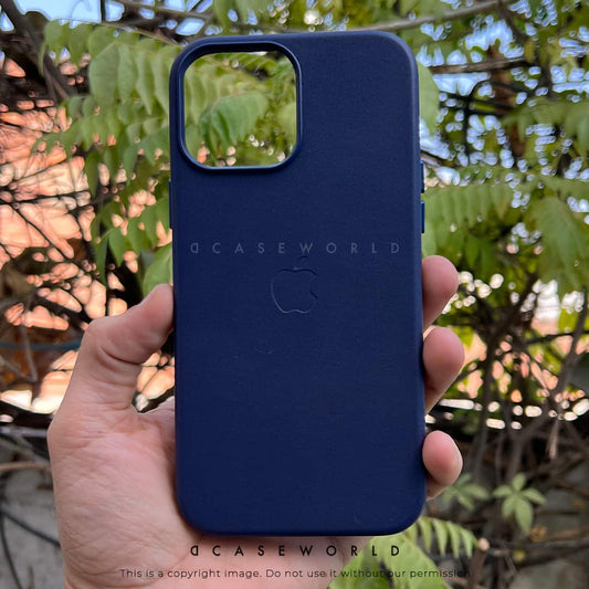 Leather Case with MagSafe