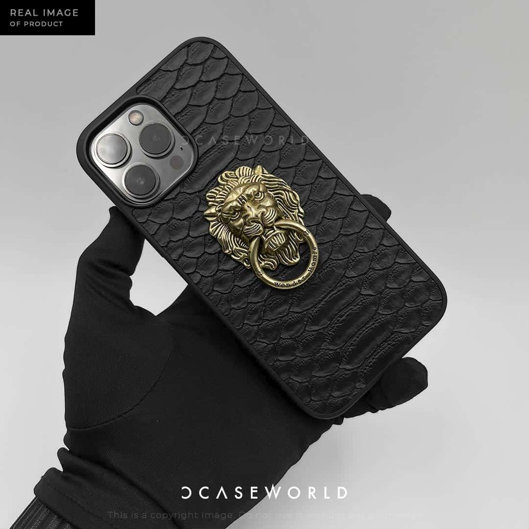 The Lion with Nuckle Snake Leather Back