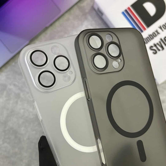 UltraSlim Frosted Clear MagSafe Case