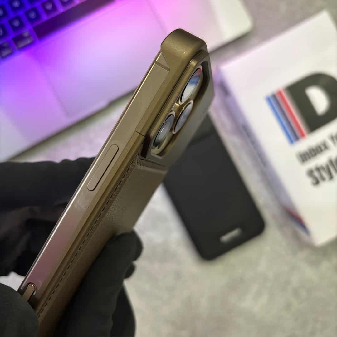 Magsafe Vegan Leather Case With Titanium Frame