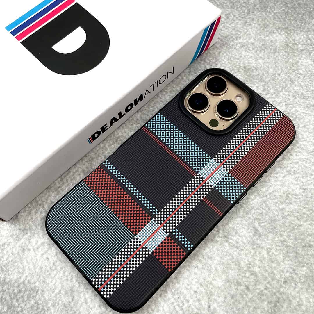 BlueRed Matrix Case – Sleek Check & Vertical Lines on Black