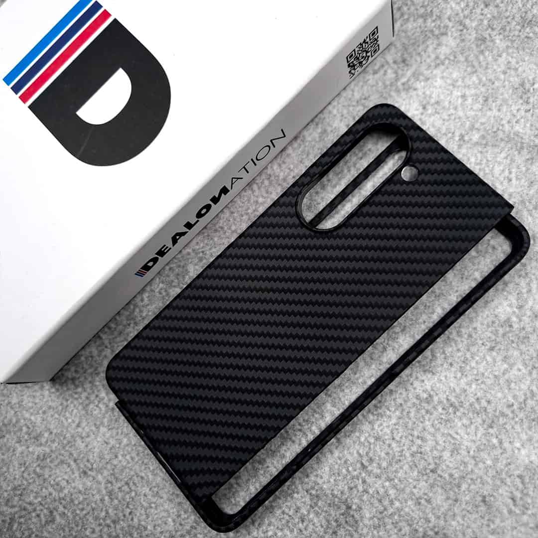 Premium Ultra Thin Carbon Fiber Pattern Case