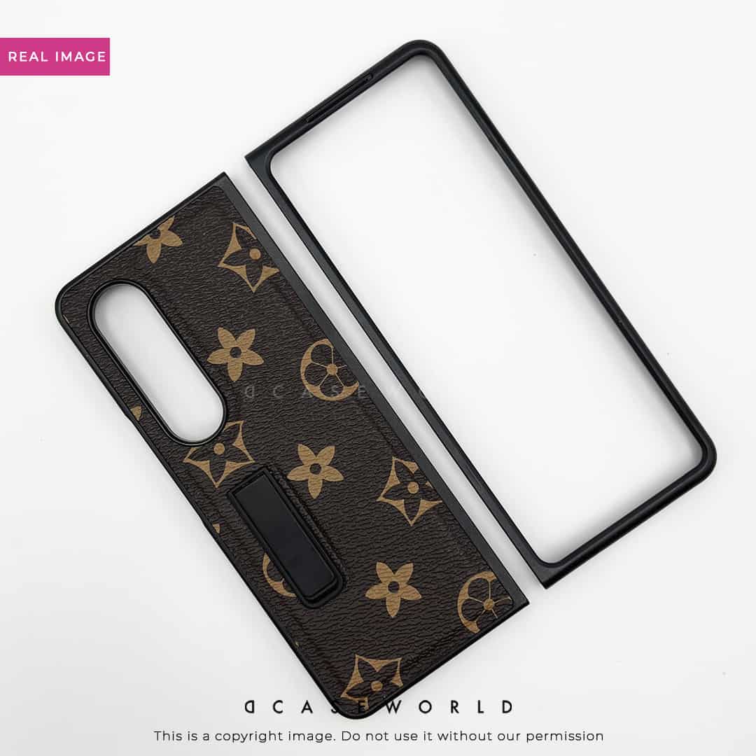 PREMIUM LEATHER CASE WITH BACK STAND – Z FOLD 4