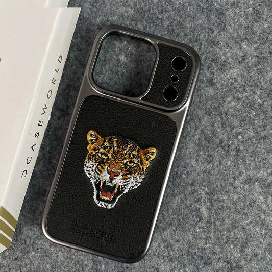 Santa Barbara Tiger Edition Leather Case for iPhone 17 Series