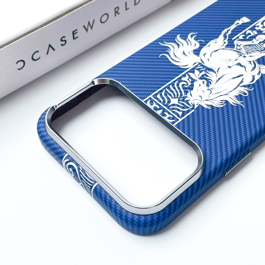 White Horse Carbon Magsafe Case