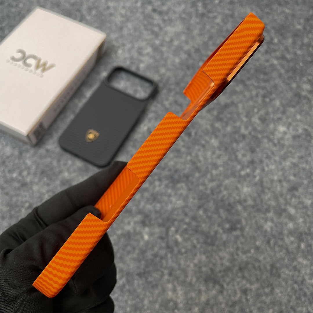 Lambo CarbonF Slim Fit Case