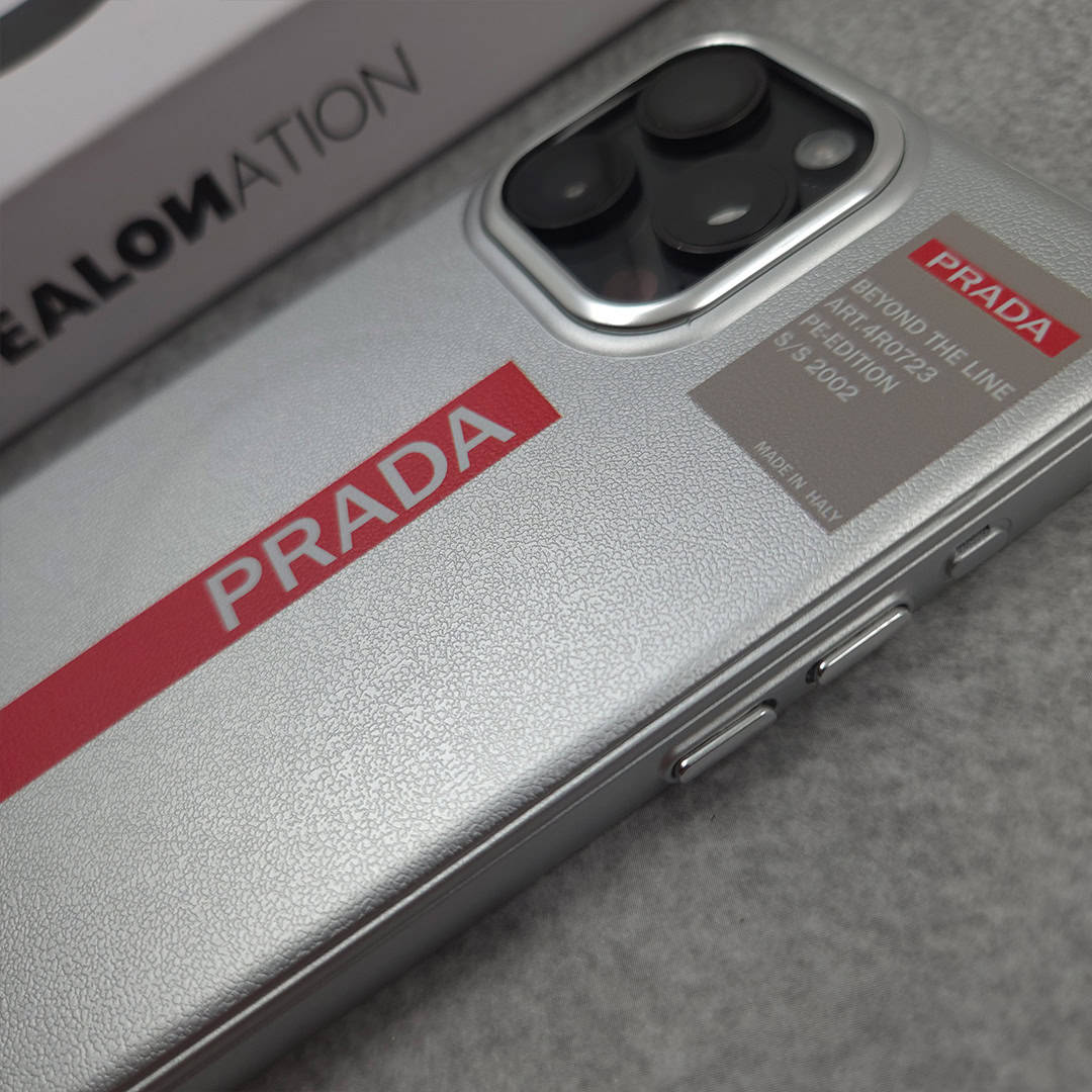 Premium PRD LUXE PU Leather Silver Edition - Mag Safe Case