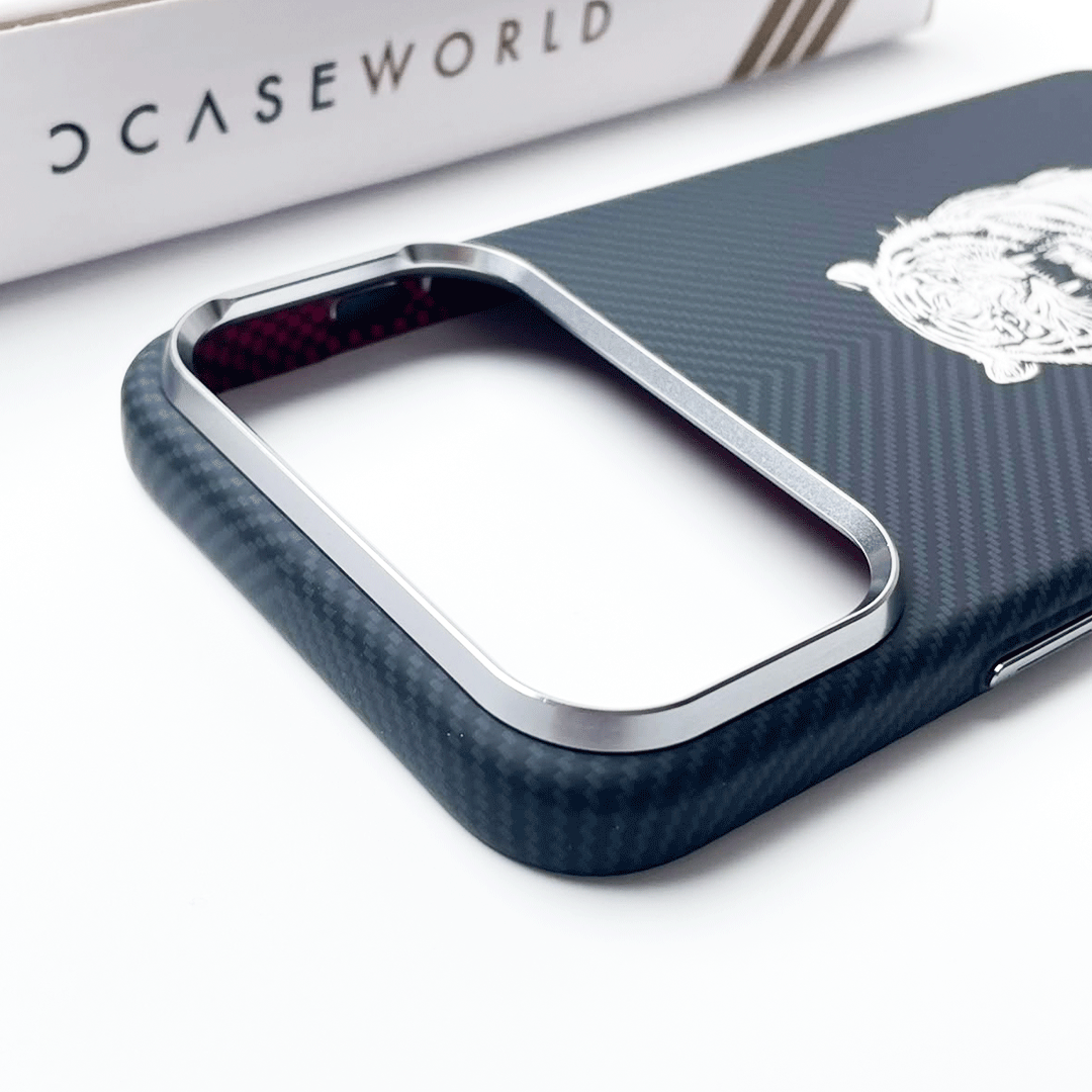 TIGERFURY Carbon MagSafe Case